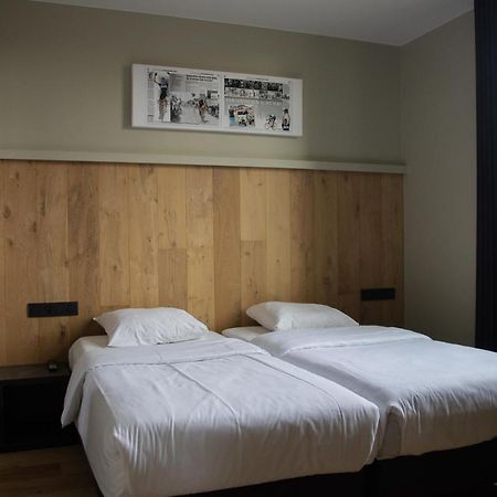 Cafe Coureur Borgloon Hotel Exterior foto